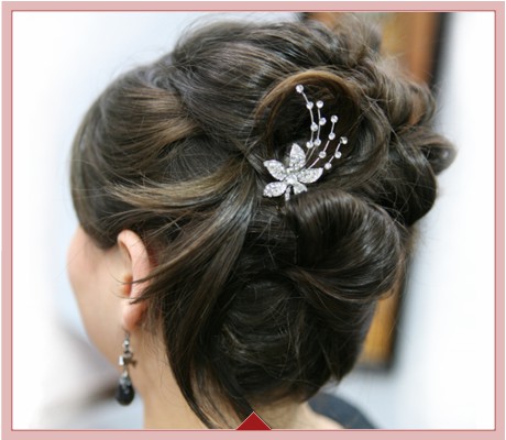Brautfrisuren